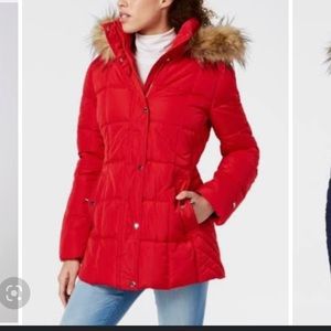 NWT Women's Tommy Hilfiger Puffer Jacket with Faux Fur Hood!